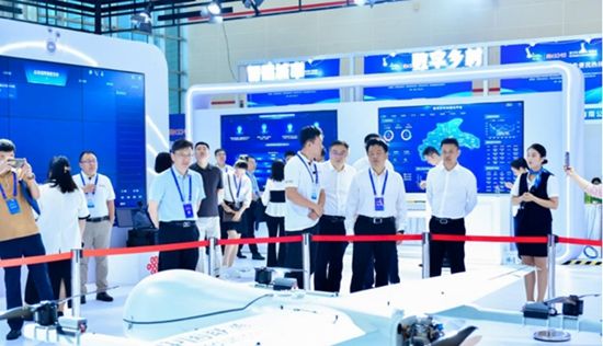 信阳联通助力第七届12345政务服务便民热线大会顺利召开