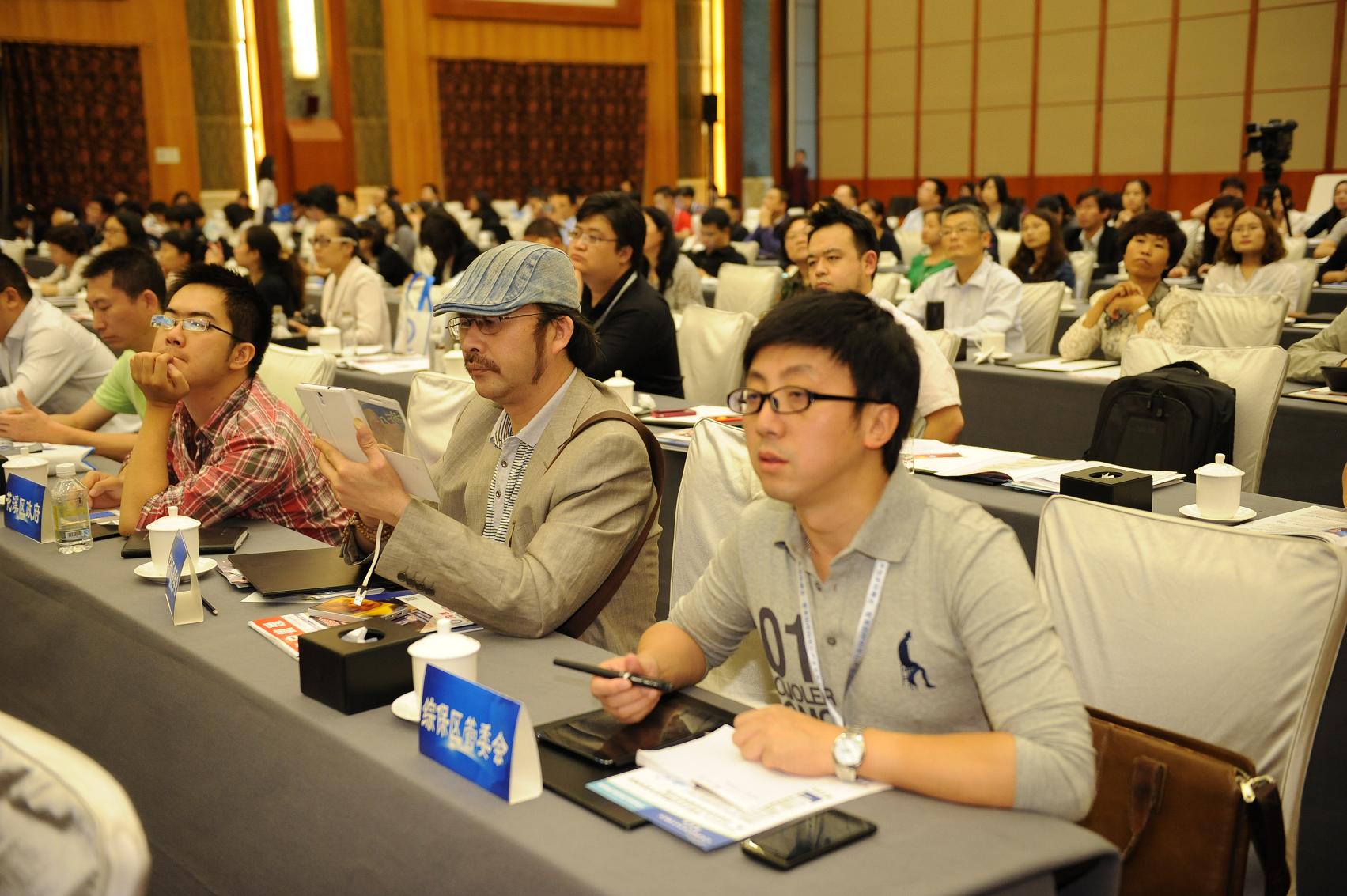 苏宁云商客户服务管理中心常务副总监周若洪-- 互联网时代的苏宁客服体系变革