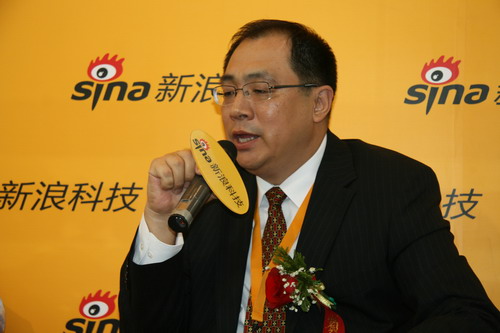 图为高通公司高级副总裁、大中华区总裁孟 樸做客新浪科技总裁在线
