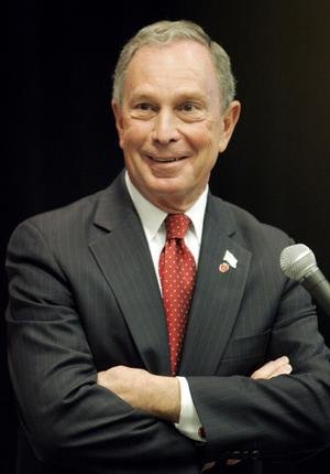 彭博社创始人、纽约市长迈克尔&middot;布隆伯格(Michael Bloomberg)