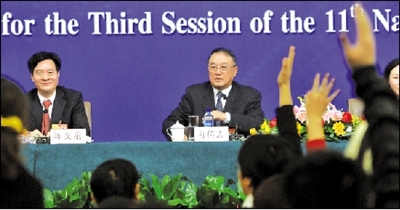 科技时代_柳传志拟推百亿级企业俱乐部 抱怨去台湾太费劲