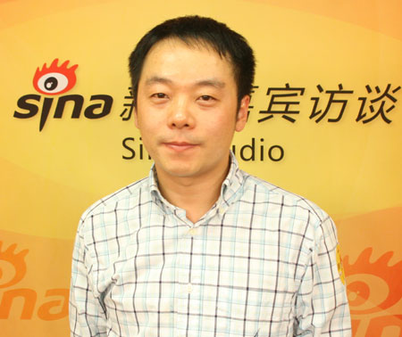 冯鑫(新浪科技配图) 冯鑫(新浪科技配图)