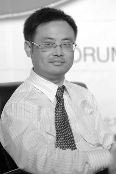 深圳证券交易所副总经理陈鸿桥