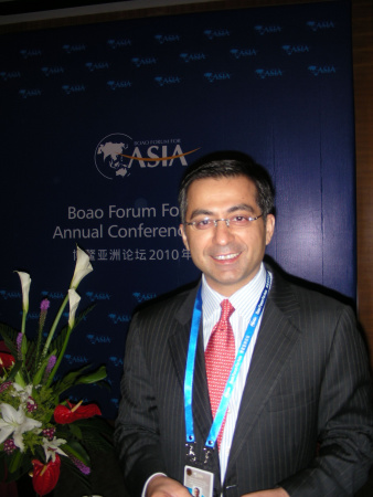 戴尔大中华区总裁闵毅达透露，戴尔TD-SCDMA的3G智能手机及5英寸平板电脑，都有望在今年6、7月份推出(图片来源：新浪财经 彭琳摄)