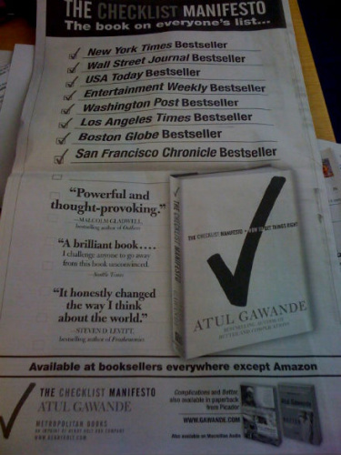 广告的下面出现了一行醒目的注释：&ldquo;除了在亚马逊，哪里都可以买到。&rdquo;