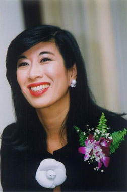 科技时代_雅芳CEO钟彬娴将出席苹果股东会