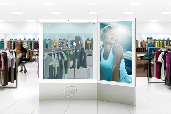 图为英特尔在CES上展示的智能广告牌 图为英特尔在CES上展示的智能广告牌