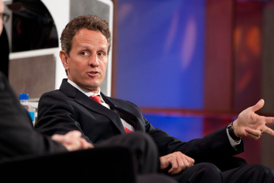 美国财长蒂姆&middot;盖特纳(Tim Geithner)是参加本次峰会的级别的最高政府官员