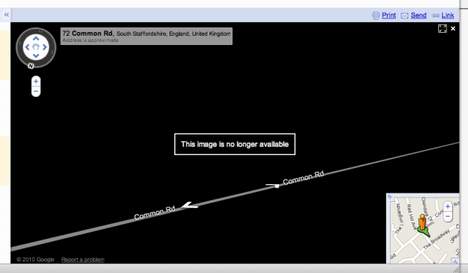 科技时代_谷歌街景悄然删除英国少年路边拥吻图片(图)