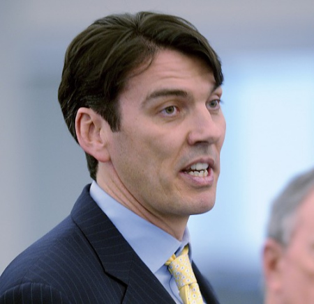 科技时代_AOL CEO主动放弃150万美元奖金