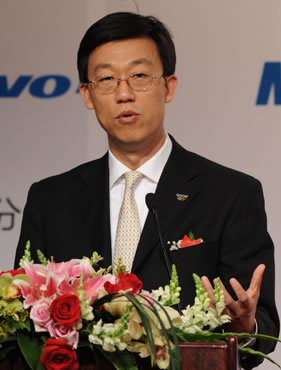 科技时代_联想借U1发力平板电脑 CTO贺志强称年底上市