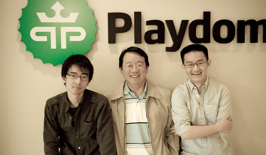 岳丹(Dan Yue，音译)，克里斯&middot;王(Chris Wang)，肖凌(Ling Xiao，音译)