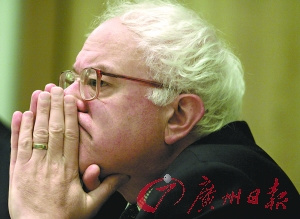 美国参议员伯尼·桑德斯主张尽快恢复征收遗产税 美国参议员伯尼·桑德斯主张尽快恢复征收遗产税