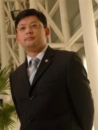 科技时代_金山葛珂回应梁念坚：微软大而全思维令人失望