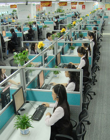 招商银行人工座席现场