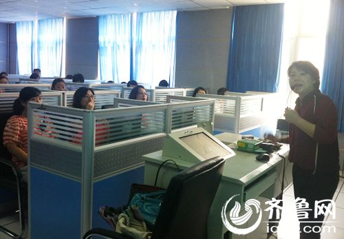 涓撲笟鍩硅鏁欏笀涓洪&euro;夋墜璁茶В銆?jpg