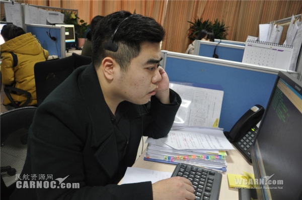 图：西藏航空呼叫中心员工张欢