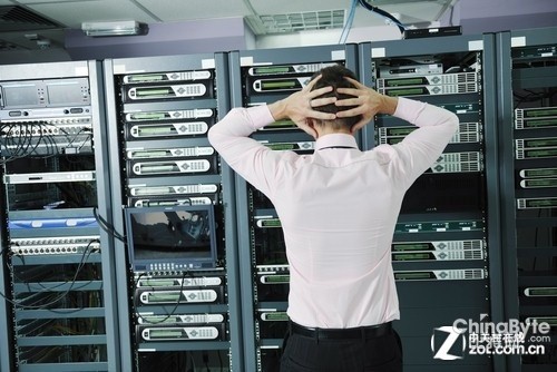 云计算“双刃剑”:对企业IT架构潜在影响