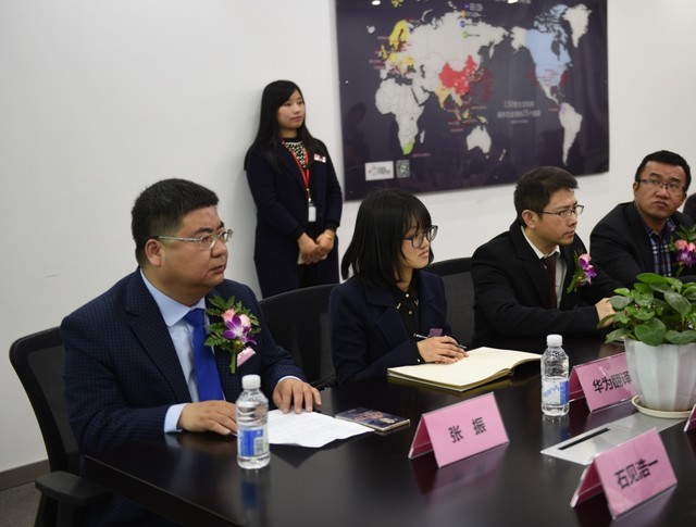 连接你我，温情无限&mdash;&mdash;华为消费者联络中心 